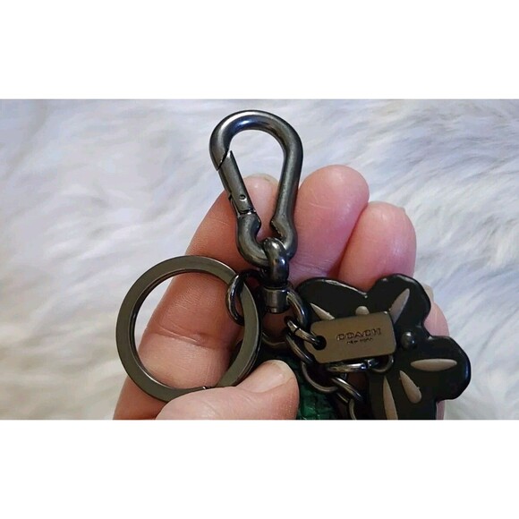 Coach Butterfly Keychain Key Charm Fob Green Leather Rare Dangle Butterflies - Picture 3 of 3